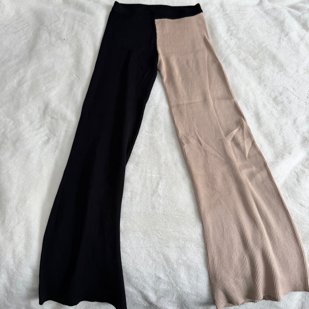 BCBG Paris Ribbed Knit Split Color Pants Size XS - Picture 5 of 6